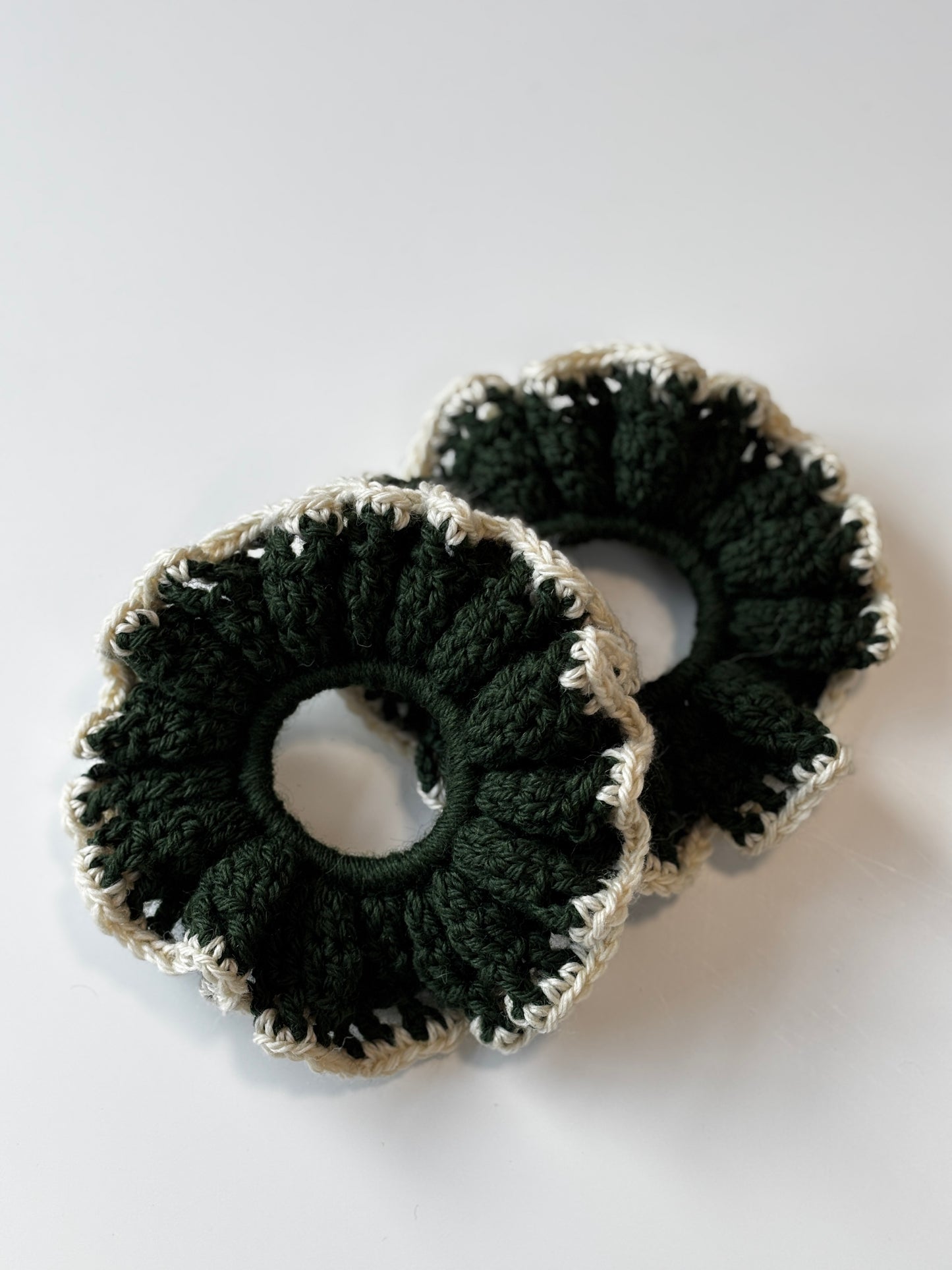 Ruffle Scrunchie - Forest