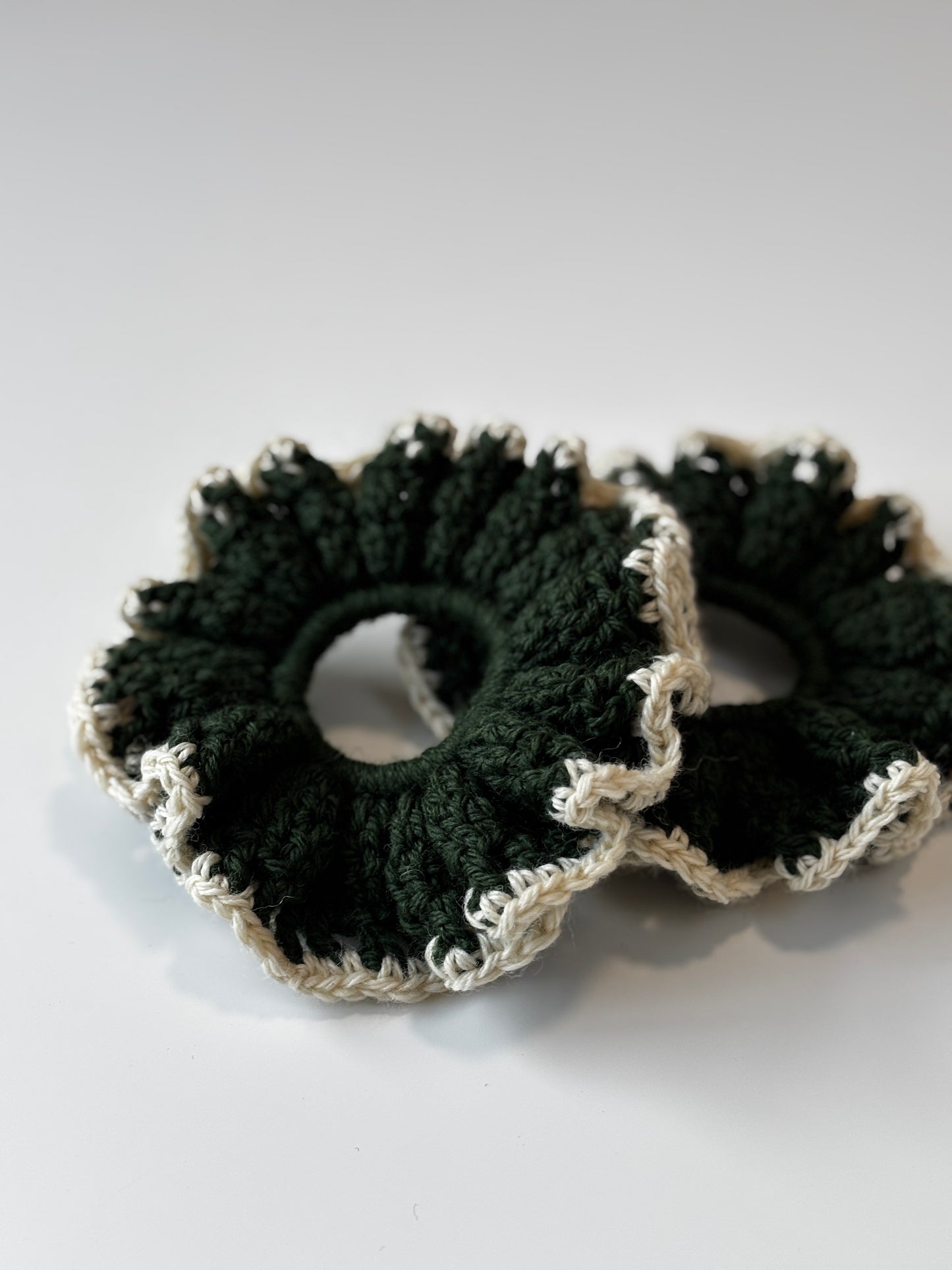 Ruffle Scrunchie - Forest