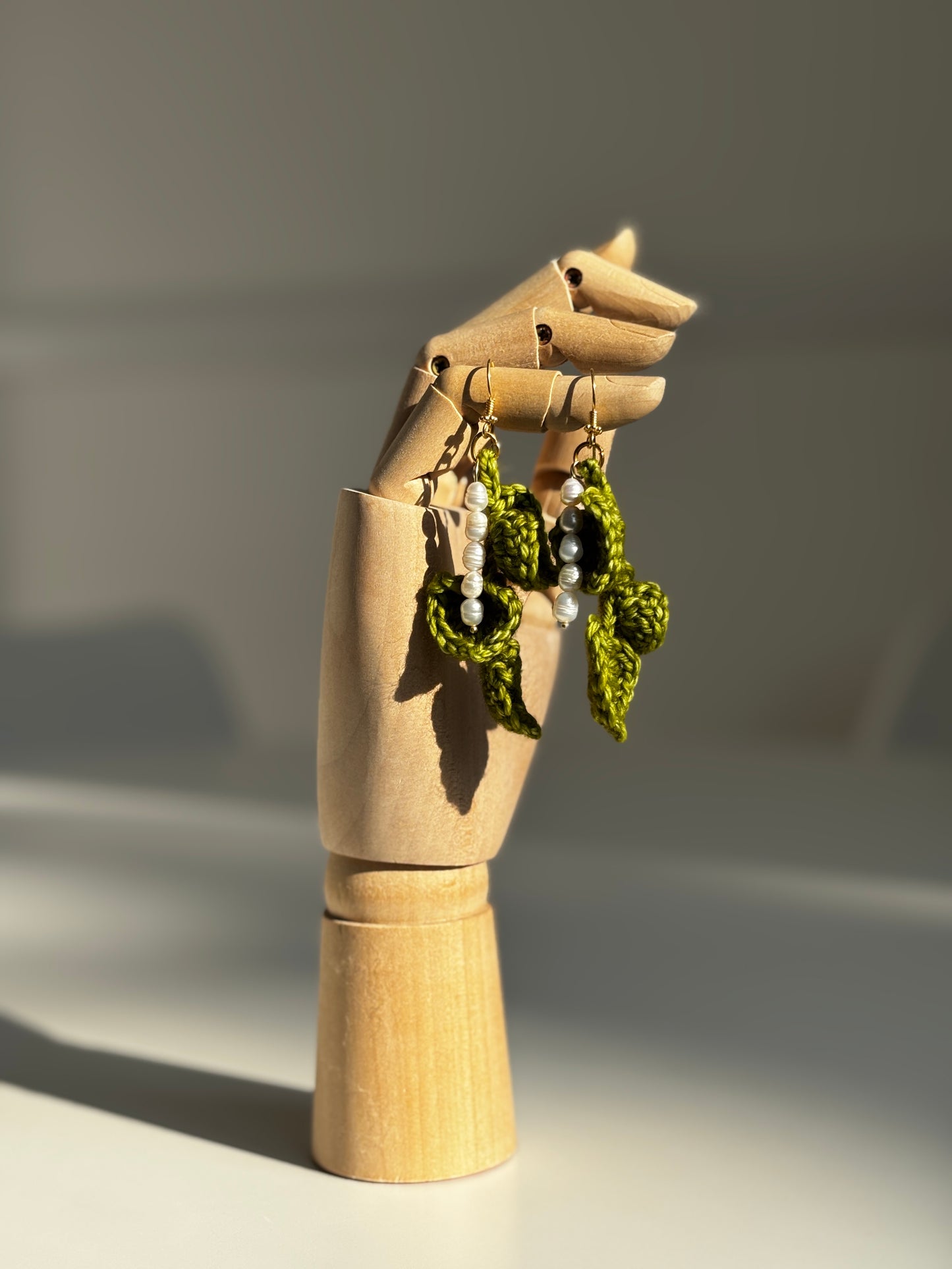 Vine Earring - Ivy Green