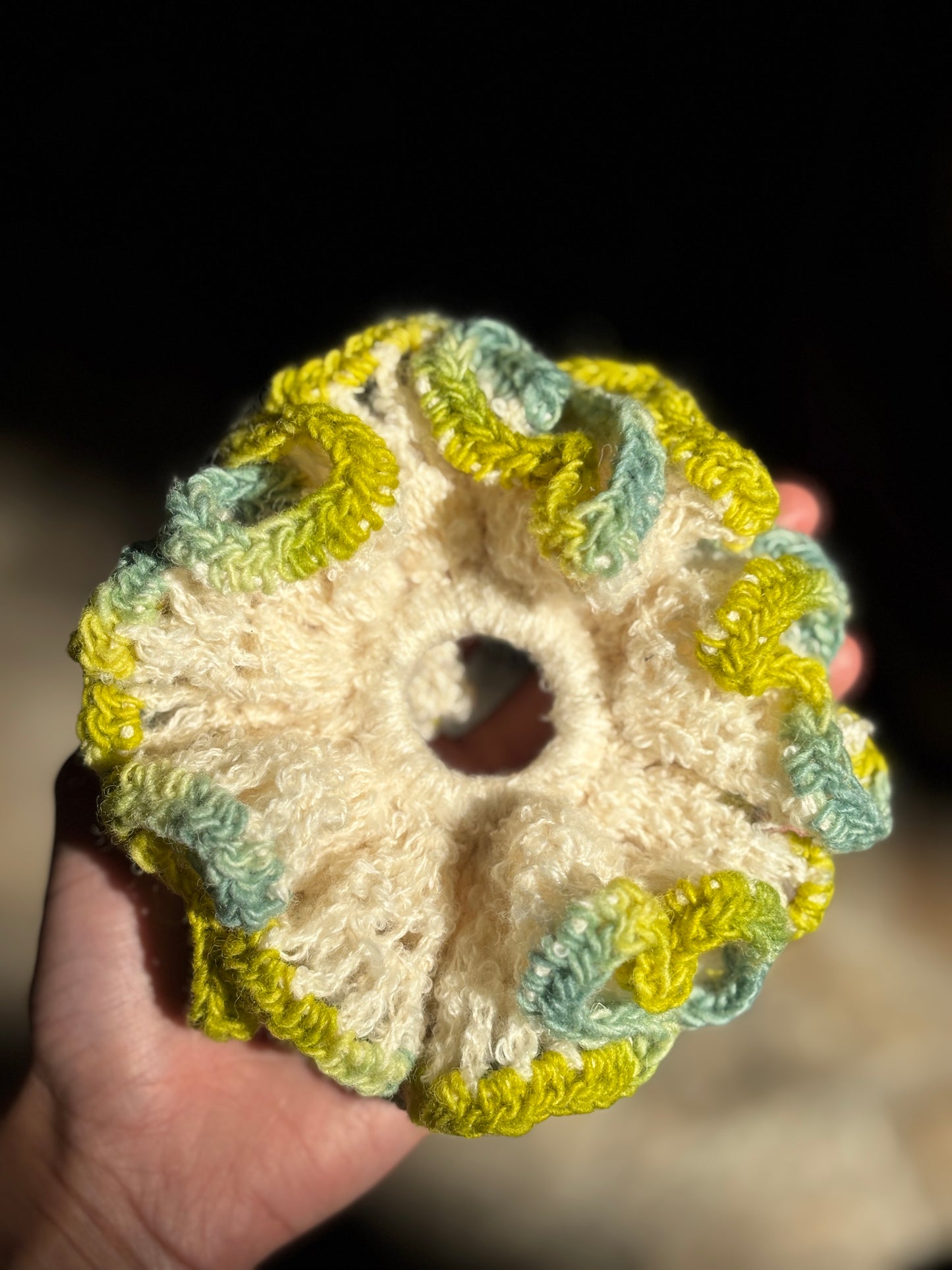 Ruffle Scrunchie - Seafoam, GREEN! Speckle